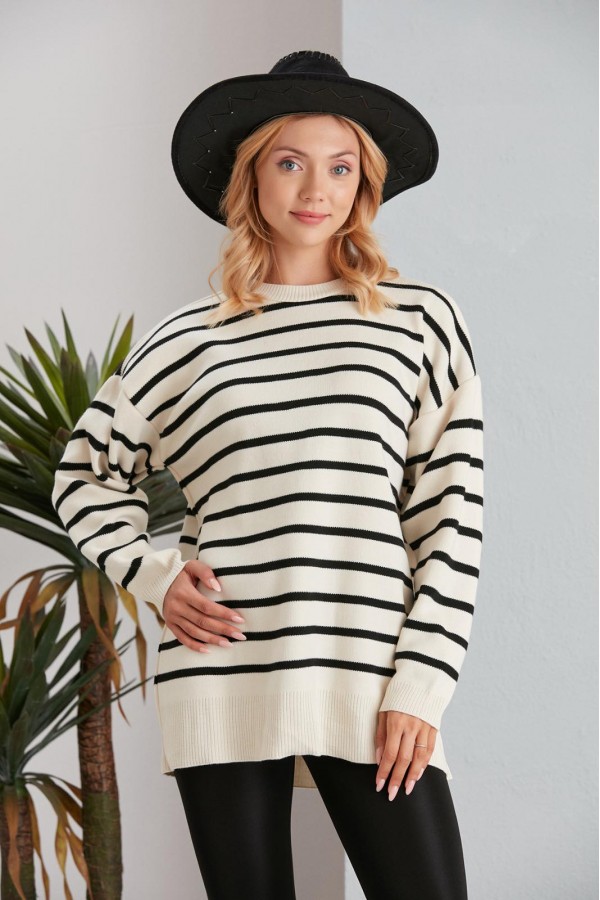 ΜΠΛΟΥΖΑ ΠΛΕΚΤΗ ΚΛΕΙΣΤΗ ΛΑΙΜΟΚΟΨΗ OVERSIZE