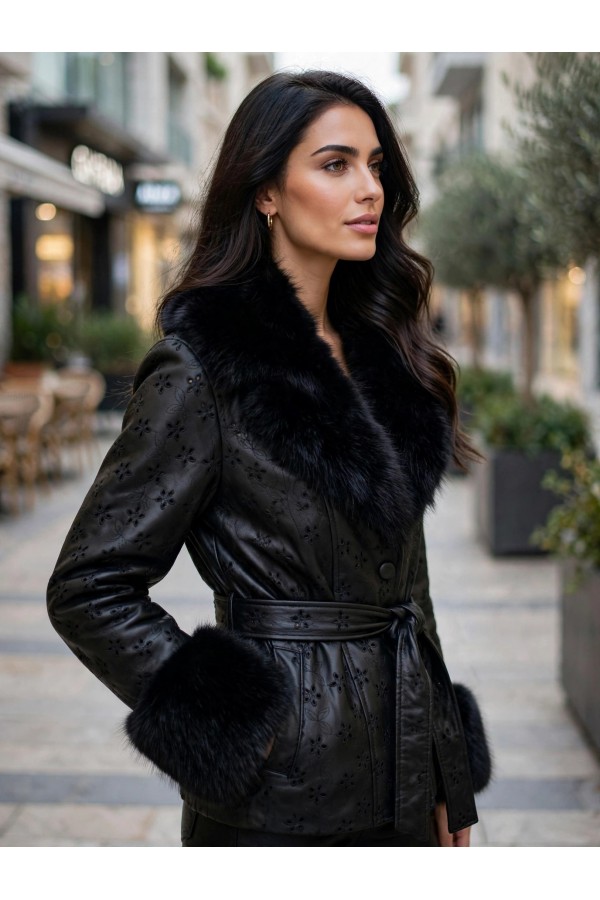 ΜΠΟΥΦΑΝ FAUX-LEATHER ΜΕ ΓΟΥΝΑ ΣΤΟ ΓΙΑΚΑ ΚΑΙ ΣΤΑ ΜΑΝΙΚΙΑ
