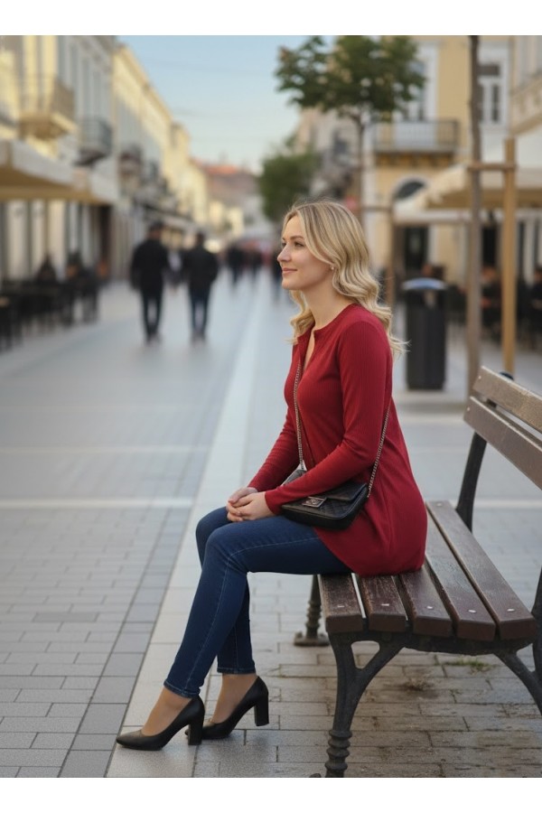 ΜΠΛΟΥΖΑ ΑΝΟΙΧΤΗ ΛΑΙΜΟΚΟΨΗ  ΜΕ ΣΤΡΑΣ ΣΤΟ ΛΑΙΜΟ