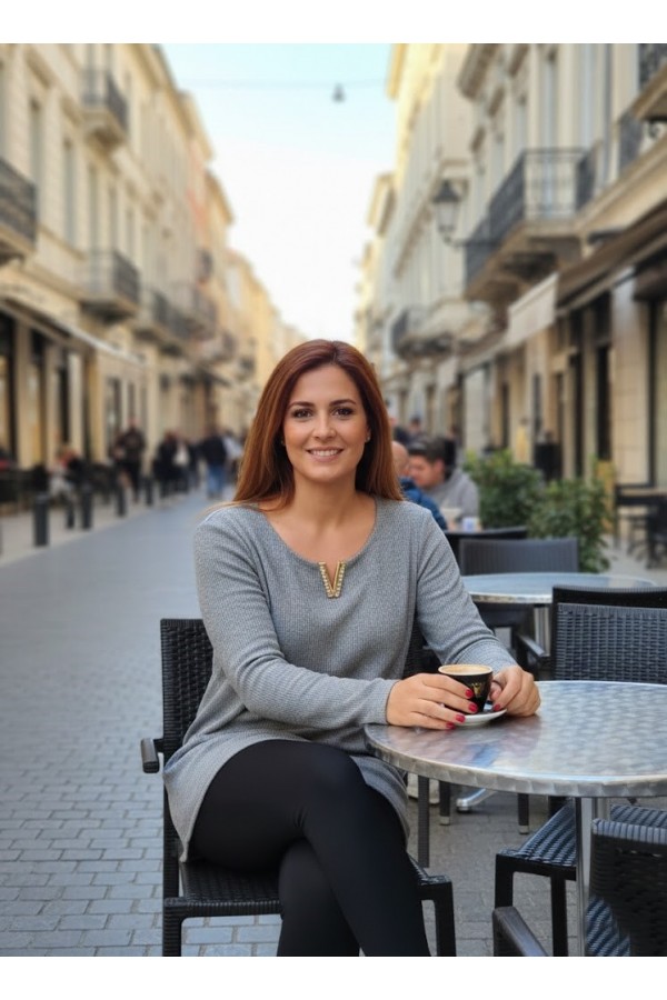 ΜΠΛΟΥΖΑ ΑΝΟΙΧΤΗ ΛΑΙΜΟΚΟΨΗ  ΜΕ ΣΤΡΑΣ ΣΤΟ ΛΑΙΜΟ