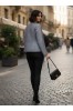 ΜΠΟΥΦΑΝ ΕΛΑΦΡΥ ΜΕ ΠΕΡΛΕΣ ΣΤΗΝ ΤΡΕΣΑ