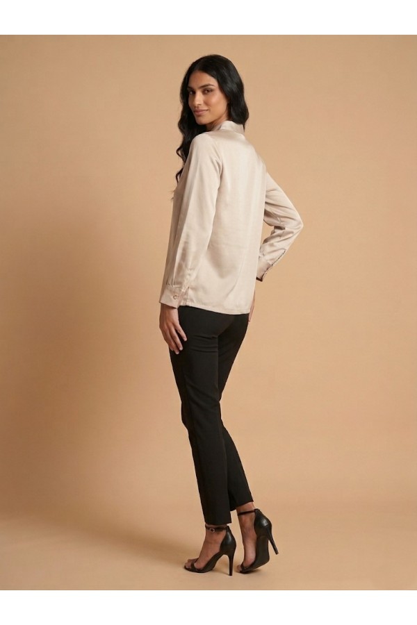 ΜΠΛΟΥΖΑ ΣΑΤΕΝ ΜΑΟ ΓΙΑΚΑ ΜΕ ΑΓΚΡΑΦΑ ΣΤΟ ΛΑΙΜΟ