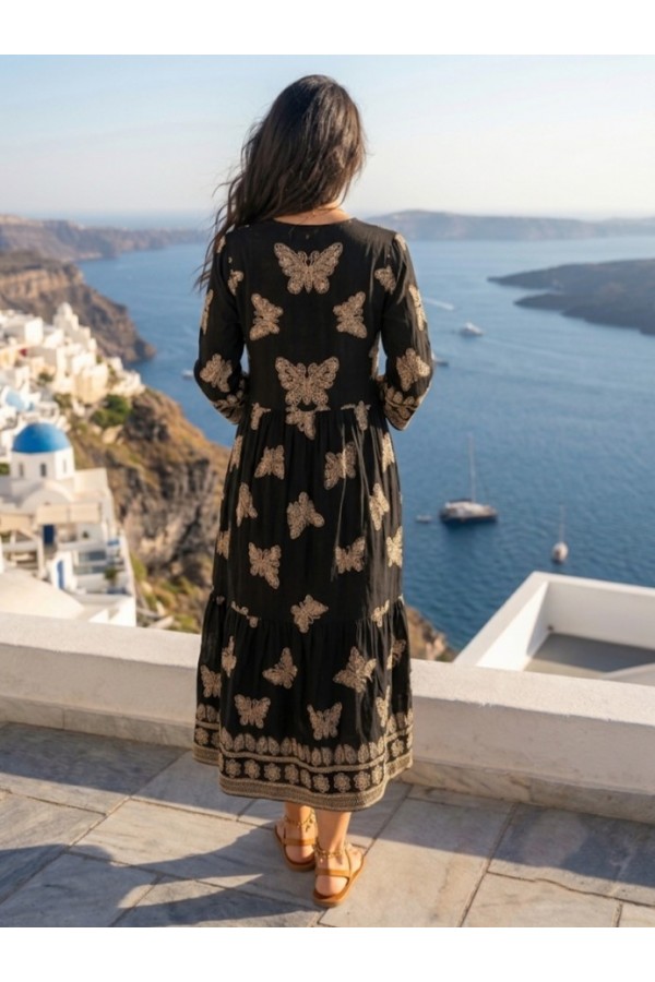ΦΟΡΕΜΑ ΜΑΞΙ RESORT ΜΕ ΜΟΤΙΒΟ ΠΕΤΑΛΟΥΔΕΣ