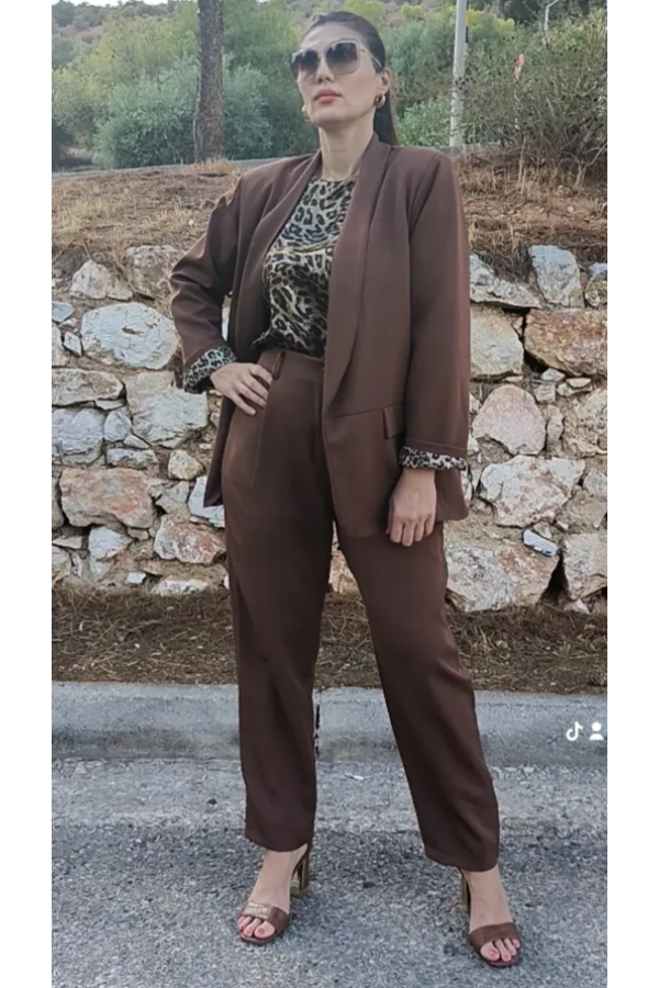ΚΟΥΣΤΟΥΜΙ ΜΕ ΛΕΟΠΑΡ ΛΕΠΤΟΜΕΡΕΙΑ