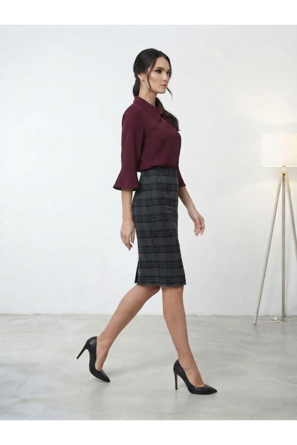 ΦΟΥΣΤΑ ΚΑΡΟ PENCIL OFFICE LOOK