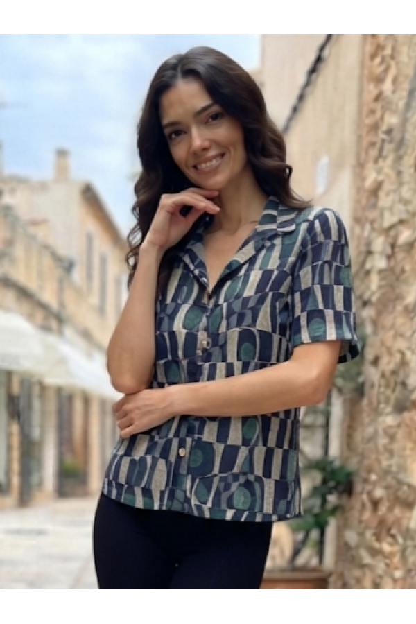 ΜΠΛΟΥΖΑ ΜΕ ΓΙΑΚΑ ΚΑΙ ΔΙΑΚΟΣΜΗΤΙΚΑ ΚΟΥΜΠΙΑ